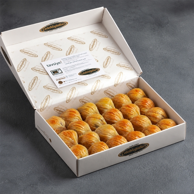 Çikolatalı Fındıklı Midye Baklava